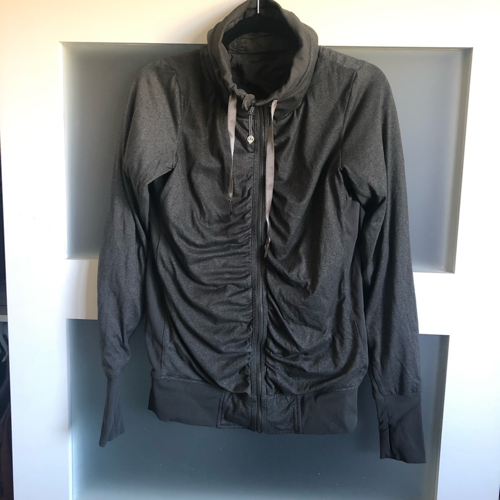Lululemon reversible jacket, green, size 6